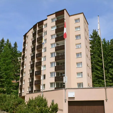 Lägenhet Parkareal